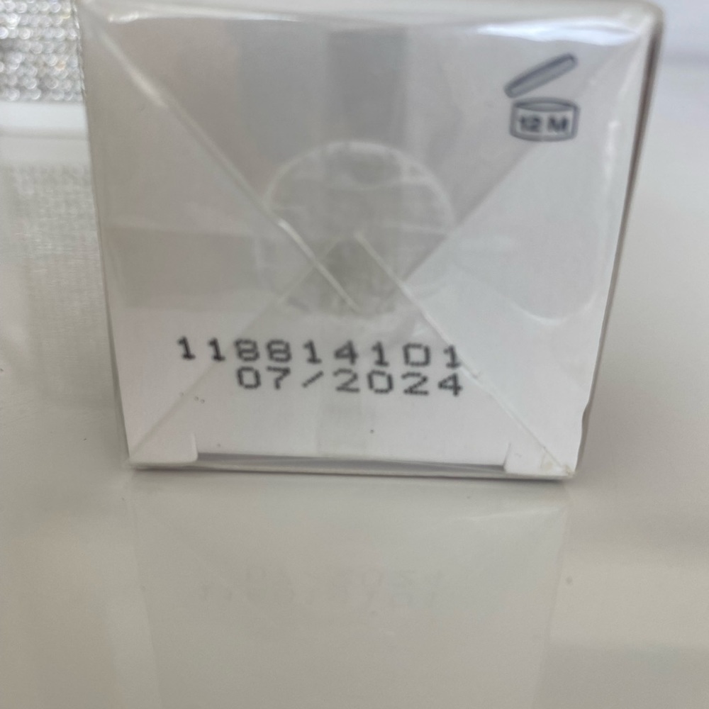 LOW START!! Sesderma face brightening serum - Picture 5 of 6